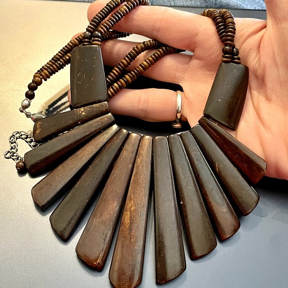 Ethnic Tribal Wooden Bead Statement Necklace - Picture 6 of 6